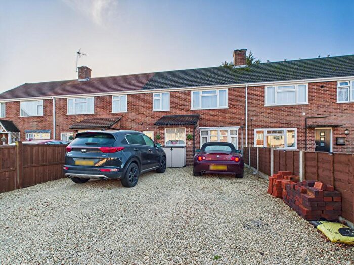 3 Bedroom Terraced House For Sale In Corwen Road, Tilehurst, Reading, RG30