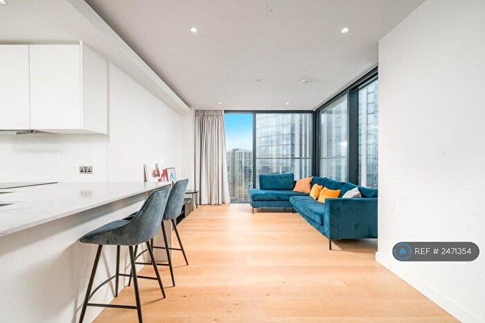 2 Bedroom Flat To Rent In Hampton Tower, London, E14