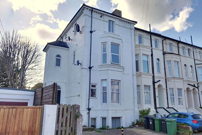 1 Bedroom Flat To Rent In Nelson Road, Southsea Unfurnished, PO5
