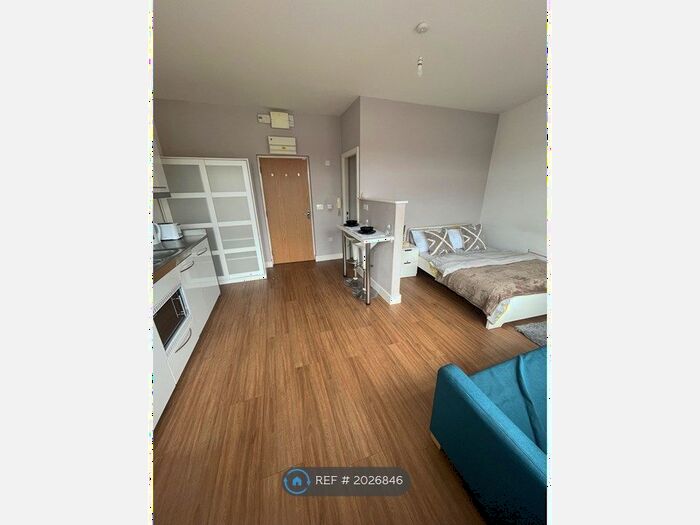 Studio To Rent In Majestic Court, Stoke-On-Trent, ST4