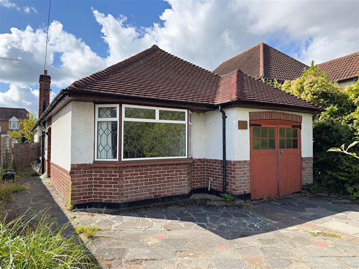 3 Bedroom Detached Bungalow For Sale In St. Johns Road, Petts Wood, BR5