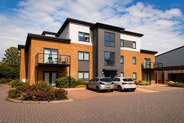 2 Bedroom Apartment To Rent In The Mead, Hitchin, SG5