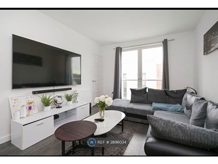 2 Bedroom Flat To Rent In Fala Place, Edinburgh, EH16