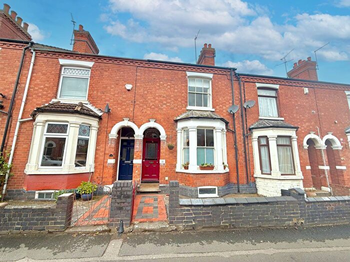 3 Bedroom Terraced House For Sale In Windsor Street, Wolverton, MK12