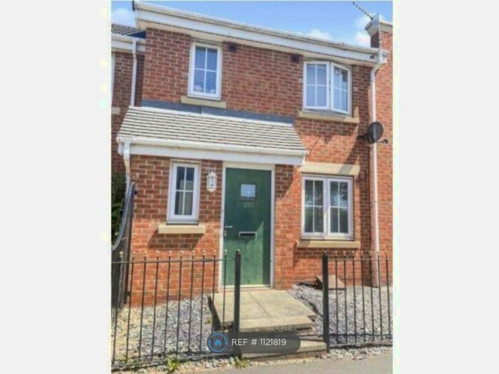 3 Bedroom Terraced House To Rent In Beechdale Road, Nottingham NG8