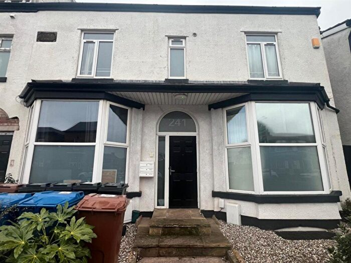 1 Bedroom Flat To Rent In Wellington Road South, Stockport, SK2