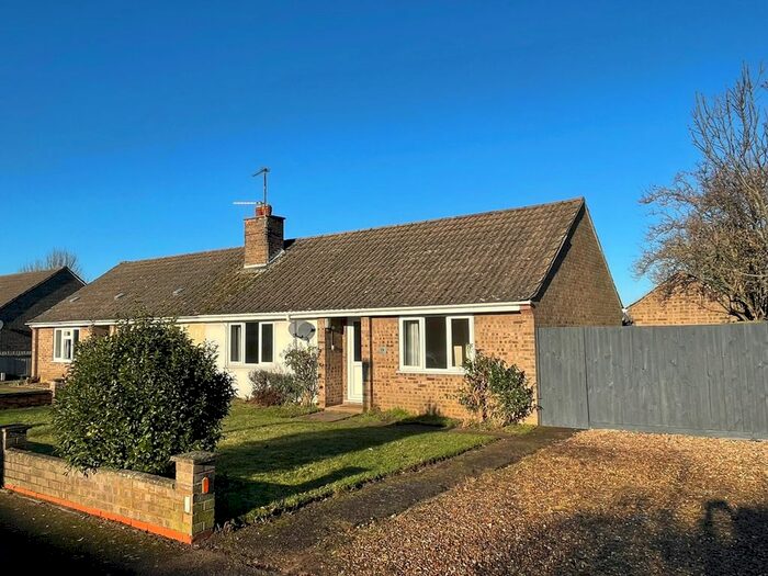 2 Bedroom Semi-Detached Bungalow To Rent In Wingfield Avenue, Lakenheath, Brandon, IP27
