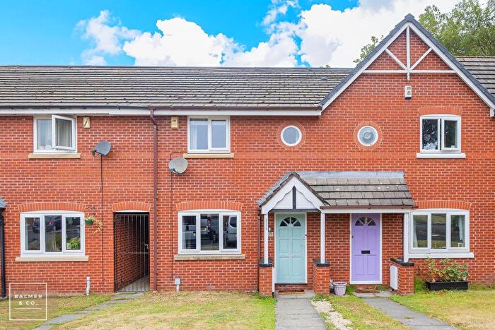 3 Bedroom Terraced House For Sale In Old Manor Park, Atherton, M46