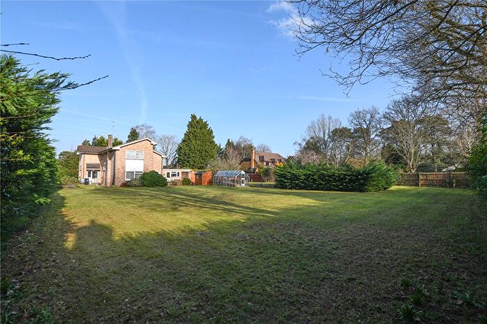 4 Bedroom Detached House For Sale In Barkham Ride, Finchampstead, Wokingham, Berkshire, RG40