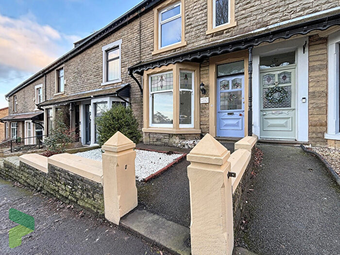 3 Bedroom Terraced House For Sale In Earnsdale Road, Sunnyhurst Area, Darwen, BB3