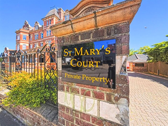 2 Bedroom Flat For Sale In Station Road, Herne Bay, CT6