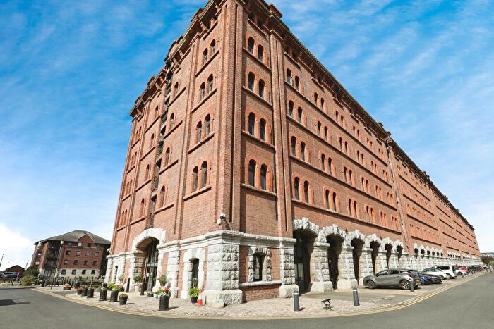 2 Bedroom Flat For Sale In Waterloo Road, Liverpool, L3