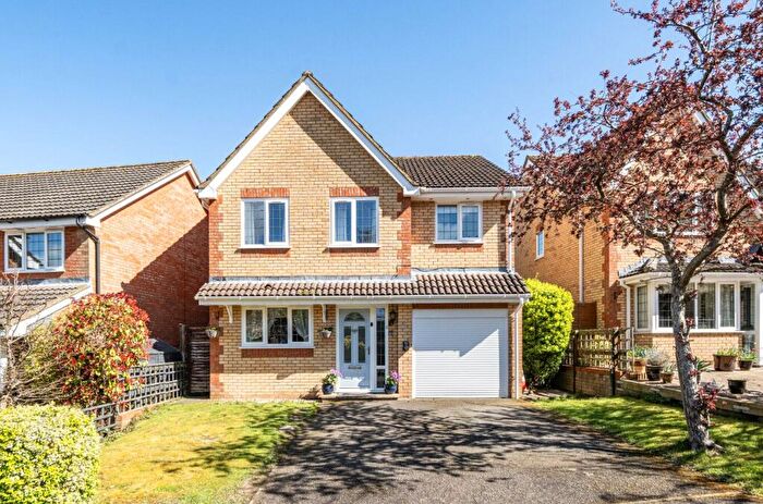 4 Bedroom Detached House For Sale In Winton Chase, Andover, SP10