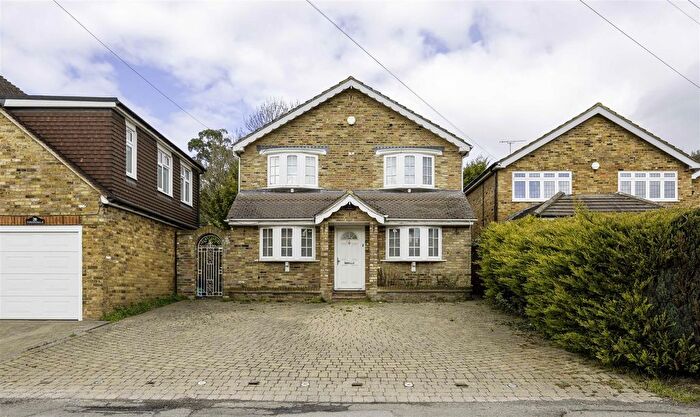 4 Bedroom Detached House For Sale In Lower Road, Denham, UB9