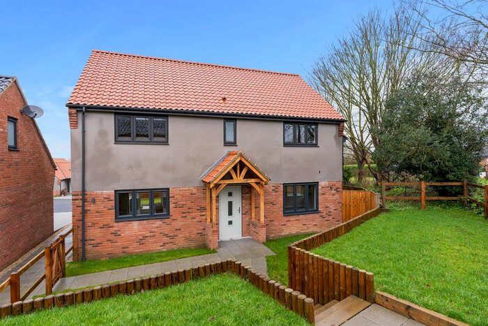 4 Bedroom Detached House For Sale In High Street, Whissonsett, NR20