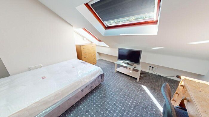 5 Bedroom House To Rent In Lottie Road, Selly Oak, B29