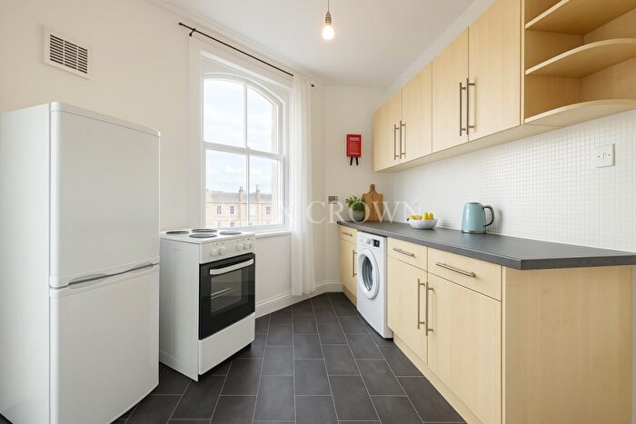 1 Bedroom Flat To Rent In Clarence Road, Clapton, E5
