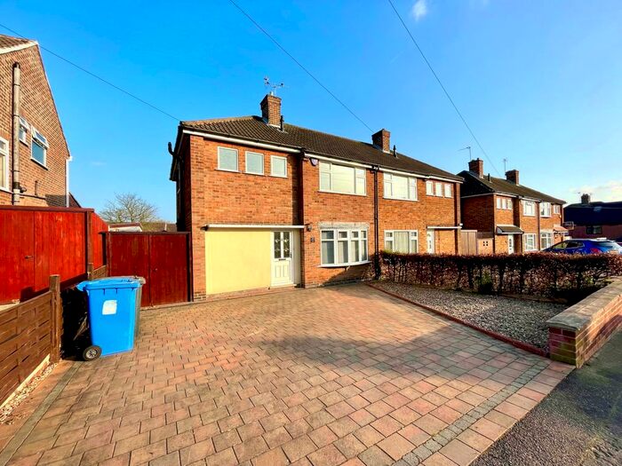 3 Bedroom Semi-Detached House To Rent In Instow Drive, Sunnyhill, Derby, DE23