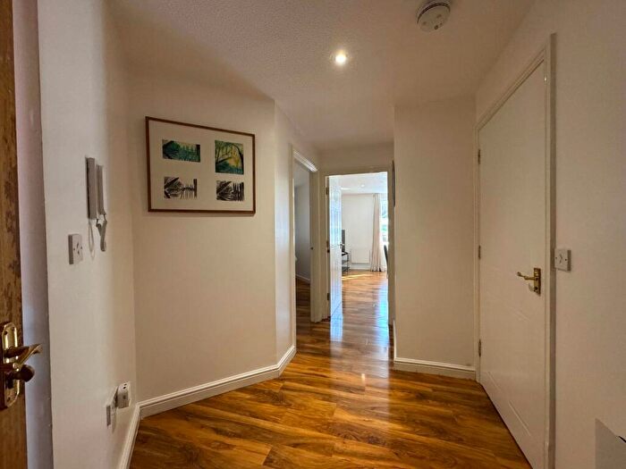 1 Bedroom Flat For Sale In Marathon Way, Thamesmead, SE28