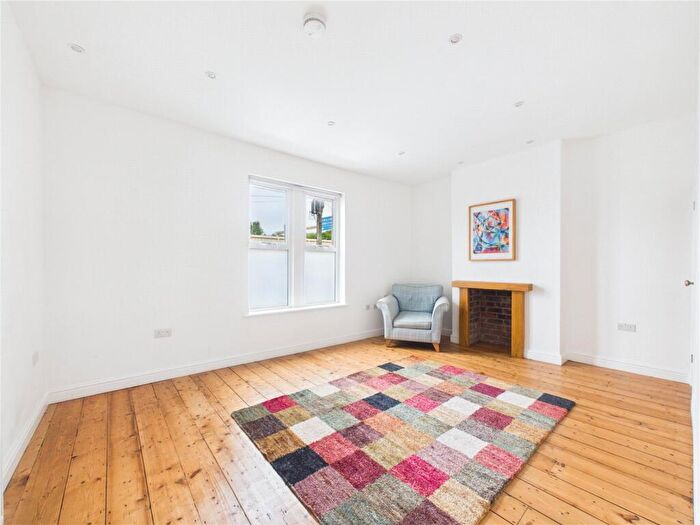 2 Bedroom Maisonette For Sale In Stapleton Road, Eastville, Bristol, BS5