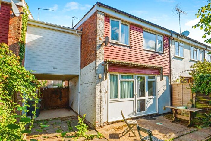 5 Bedroom Terraced House For Sale In Somner Close, Canterbury, CT2