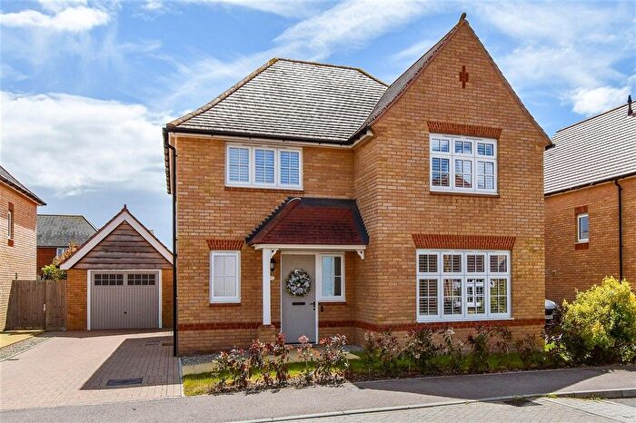 4 Bedroom Detached House For Sale In Great Threads, Staplehurst, Kent, TN12