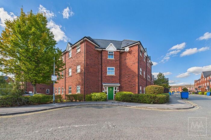 2 Bedroom Flat For Sale In Holywell Drive, Warrington, WA1