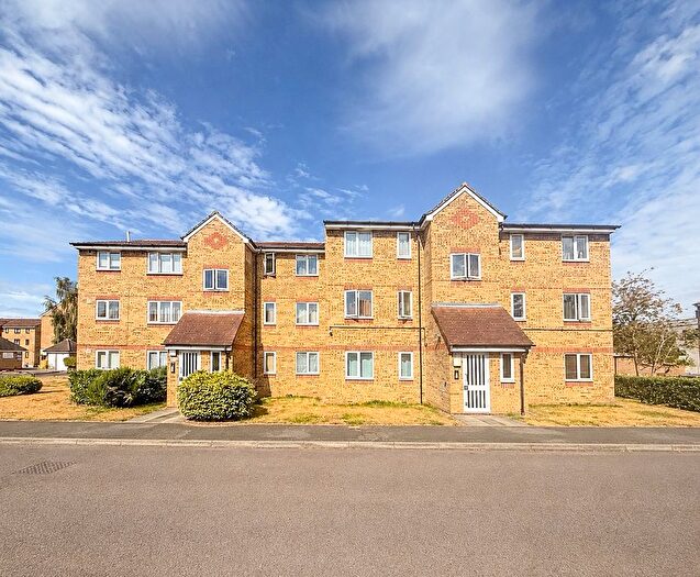 1 Bedroom Flat To Rent In Explorer Drive, Watford, WD18