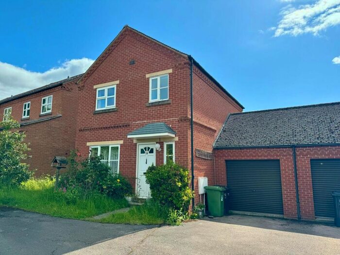 3 Bedroom Link Detached House For Sale In Church Croft, Fownhope, Hereford, HR1