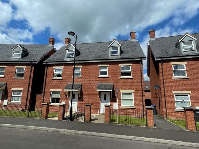 4 Bedroom Semi-Detached House To Rent In Sherborne Drive, Old Sarum, Salisbury, SP4