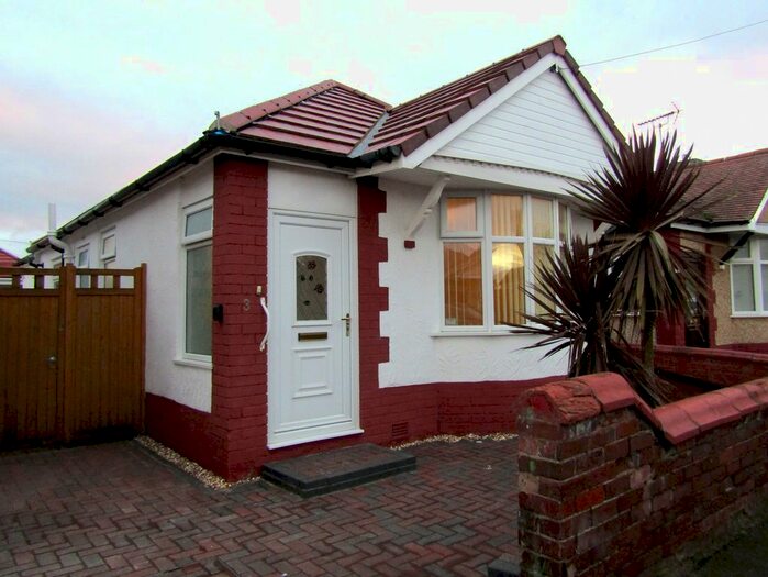 2 Bedroom Bungalow To Rent In Regent Road, Rhyl LL18