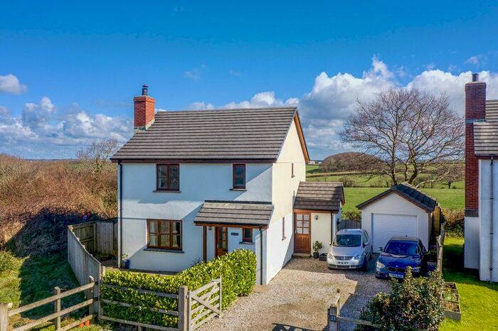 3 Bedroom Detached House For Sale In Paradise Park, Whitstone, Holsworthy, EX22