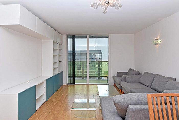 1 Bedroom Flat For Sale In Chadwell Lane, Hornsey, N8