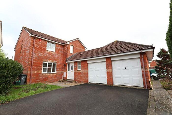 4 Bedroom Detached House To Rent In Humphries Park, Exmouth, EX8