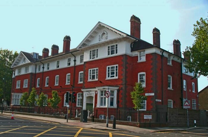 Studio To Rent In Fulham Palace Road, Hammersmith, London, W6