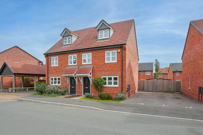 3 Bedroom Semi-Detached House To Rent In Furlongs, Drayton, OX14