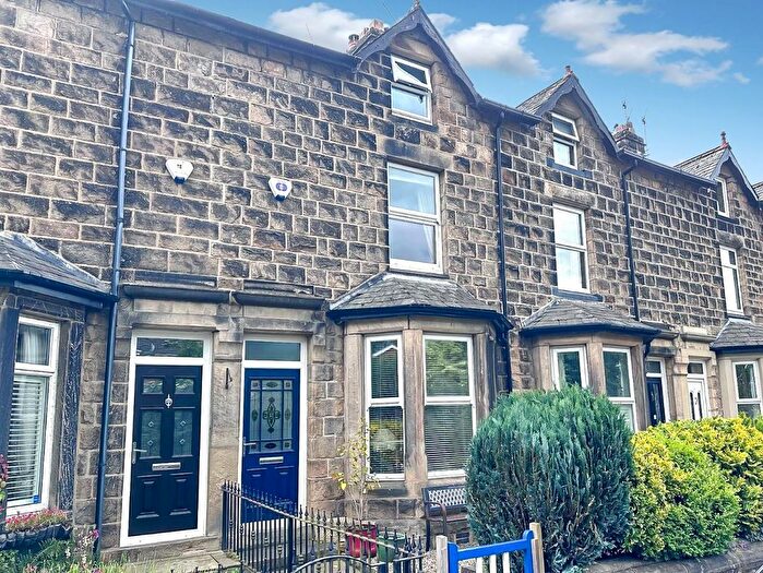 3 Bedroom Terraced House For Sale In Farnley Lane, Otley, LS21
