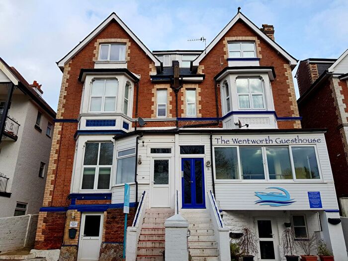 1 Bedroom Flat To Rent In Youngs Park Road, Paignton, TQ4