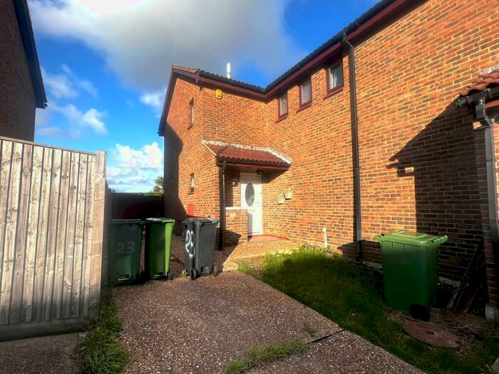 3 Bedroom House To Rent In Shanklin Close, Eastbourne, BN23