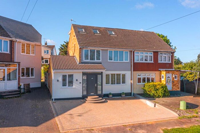 4 Bedroom Semi-Detached House For Sale In Down Hall Close, Rayleigh, SS6