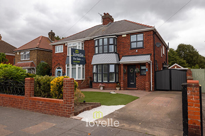 4 Bedroom Semi-Detached House For Sale In Queen Mary Avenue, Cleethorpes, DN35