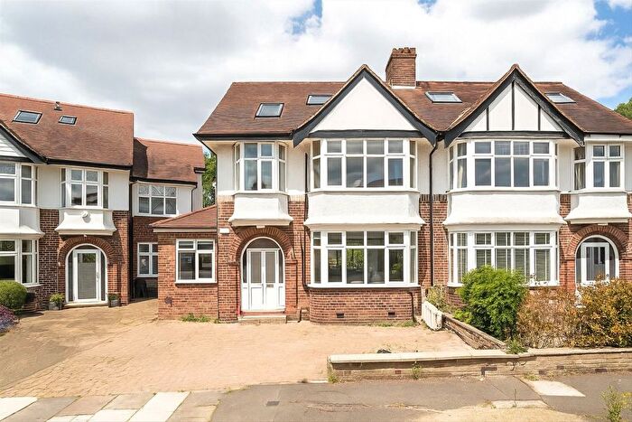 5 Bedroom Property To Rent In Delamere Road, Ealing, W5