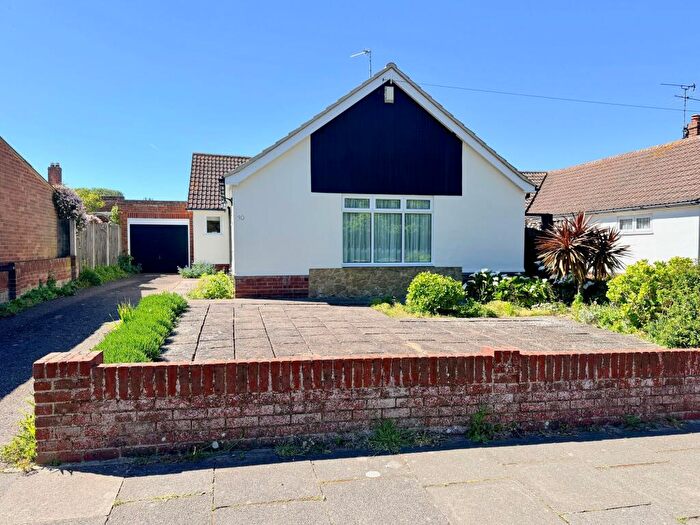 3 Bedroom Detached Bungalow For Sale In Queen Elizabeth Avenue, Margate, CT9