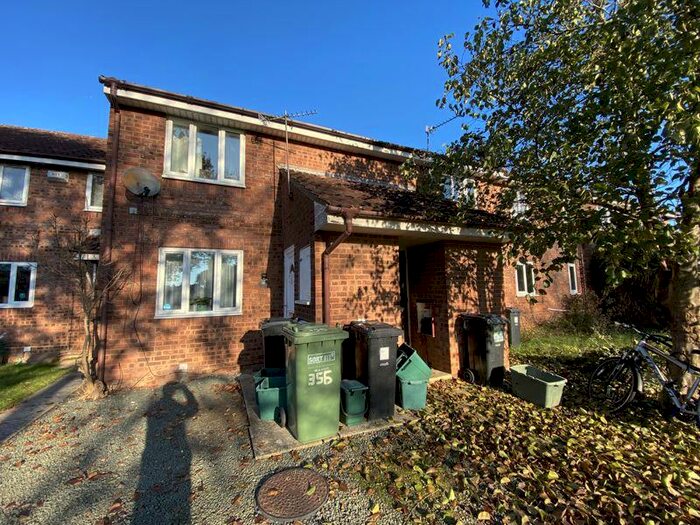 1 Bedroom Flat To Rent In Oaktree Crescent, Bristol, BS32