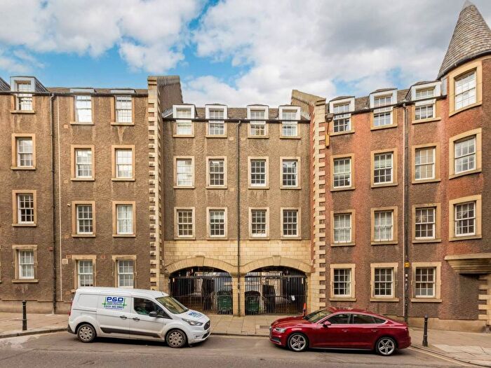 1 Bedroom Flat For Sale In Websters Land, Edinburgh, EH1