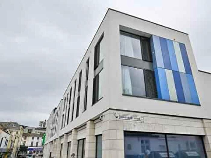 1 Bedroom Flat To Rent In Copper Ensuite, Abacus House, Brighton, BN1