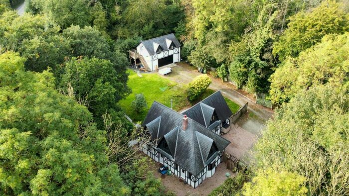 5 Bedroom Detached House For Sale In Tawstock, Barnstaple, EX31