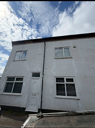 2 Bedroom End Terrace House For Sale In Beaumanor Road, Leicester, LE4