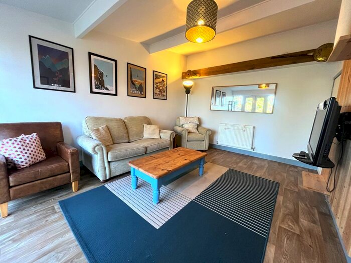 3 Bedroom Detached House To Rent In Coates Road, Exeter, EX2