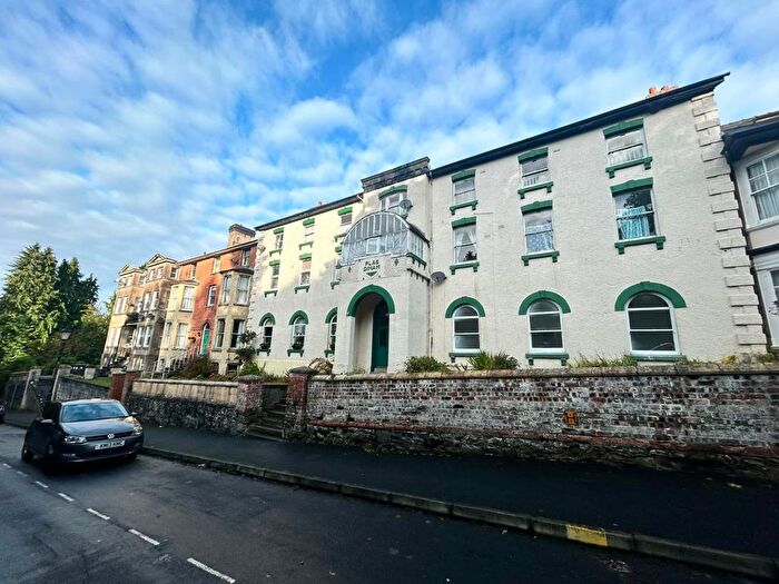 3 Bedroom Flat To Rent In Plas Dinam, Norton Terrace, Llandrindod Wells, LD1